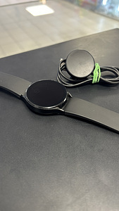Samsung Galaxy Watch 4 44mm LTE (2 foto / 2)