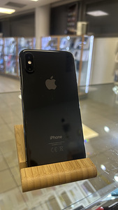 iPhone XS 64GB Grey heas seissukorras (1 foto / 4)