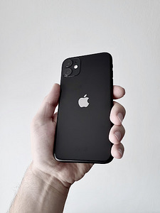 iPhone 11 128GB Black heas seissukorras (2 foto / 2)