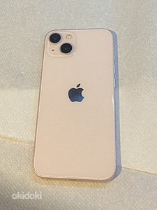 iPhone 13 256GB Rose heas seissukorras (1 foto / 2)