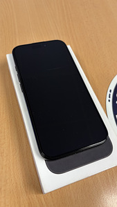 iPhone 16 128Gb Black Heas seissukorras (2 foto / 5)