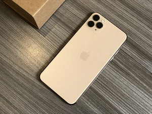 iPhone 11 Pro Max 256Gb Gold väga heas seissukorras (2 foto / 2)