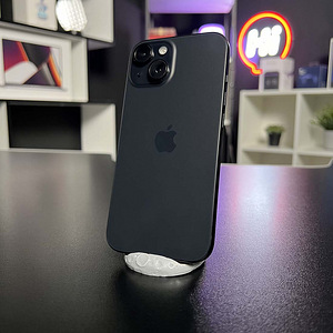 iPhone 15 128Gb Black Heas korras (2 foto / 2)