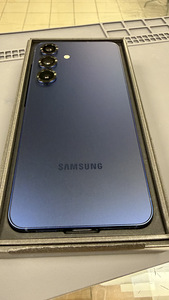 Samsung Galaxy S25 8/128Gb Blue uueväärne garantii (1 foto / 4)