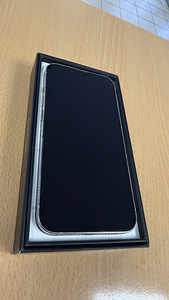 iPhone 13 Pro 256Gb Silver v heas seissukorras (2 foto / 2)