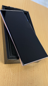 Samsung Galaxy S23 Ultra 8/256Gb Lavander v heas korras (3 foto / 4)