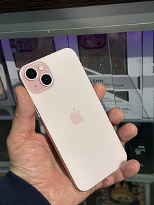 iPhone 15 Plus 128Gb Roosa v heas seissukorras (1 foto / 6)