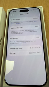 Apple iPhone 16 Pro 256Gb Gold v heas korras (4 foto / 5)