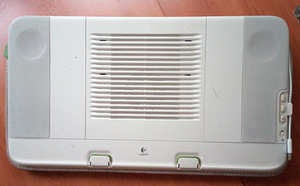 Logitech® Laptop Cooler with Speakers (2 foto / 4)