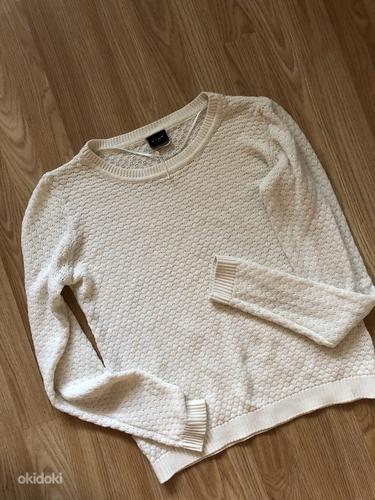 VILA белый свитер М/Л размер (фото #1)