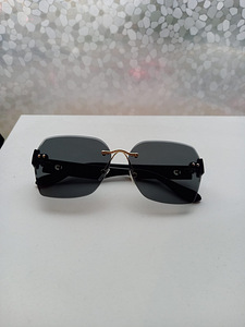 Paikeseprillid/sunglasses (2 foto / 3)