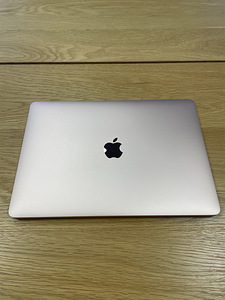 MacBook Air 13 Gold / 2019 / Retina / 128 Gb SSD / 8 Gb RAM (4 foto / 8)