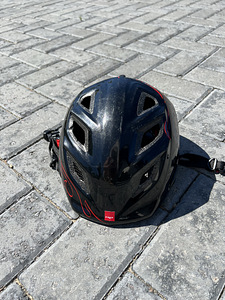Laste kiiver MET 52-57 cm (2 foto / 5)