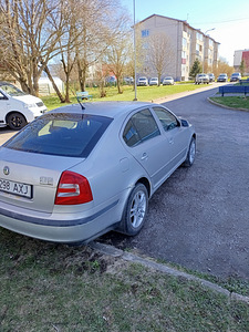Skoda Octavia 2006 1.9 77kw (3 foto / 5)