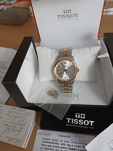 Часы TISSOT (3 фото из 4)