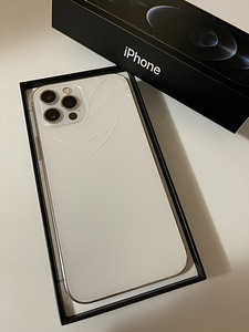 iPhone 12 Pro, 256 ГБ, серебристый (3 фото из 4)