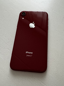 iPhone XR 64GB Product Red (2 foto / 4)