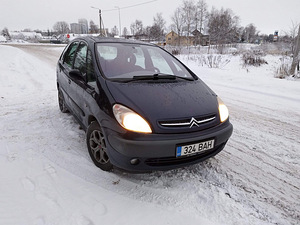 Citroen Xsara Picasso 1.6 80kw ÜV 06.23 (2 foto / 7)
