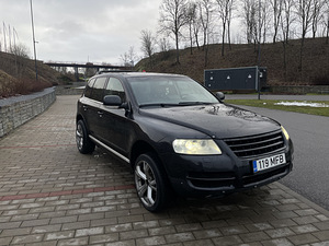 Volkswagen Touareg 2.5tdi atm ÜV 07.26 (3 foto / 5)