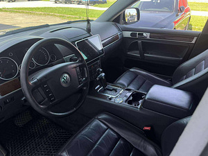 Volkswagen Touareg 2.5tdi atm ÜV 07.26 (5 foto / 5)