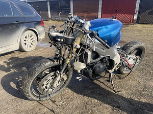 Suzuki Szr 660, paku hind (2 foto / 7)