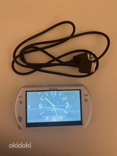 PSP GO