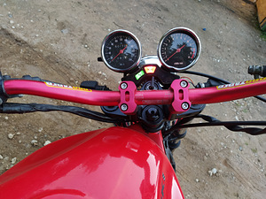 Suzuki Bandit SUZUKI GSF 600 (3 foto / 4)