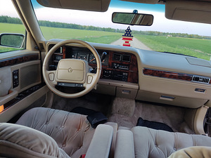 Chrysler New Yorker Fifth Avenue (6 foto / 11)
