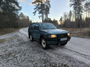 Opel Frontera 4x4 (2 foto / 5)