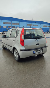Rendiauto (4 foto / 4)