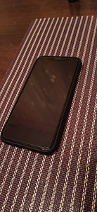 iPhone x 64gb (2 foto / 4)