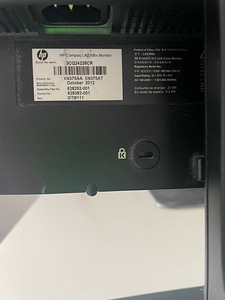 Монитор HP Compaq LA2306x (5 фото из 6)