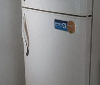 Холодильник LG 178 см