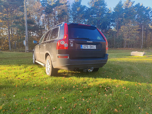 Volvo XC90 2,4 120kW (3 foto / 14)