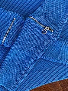 Hugo Boss (4 фото из 4)