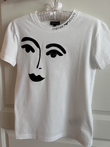 Emporio Armani (3 foto / 3)