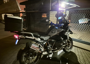 Мотоцикл BMW R1200gs (7 фото из 8)
