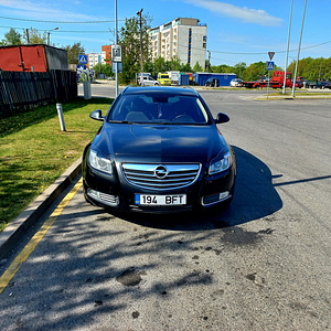 OPEL INSIGNIA 2.0 TURBO 165KW 2011 (8 foto / 10)