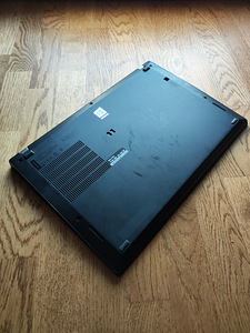 Sülearvuti Lenovo T490s (3 foto / 3)