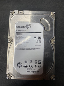 Seagate Barracuda 1TB HDD (1 фото из 2)