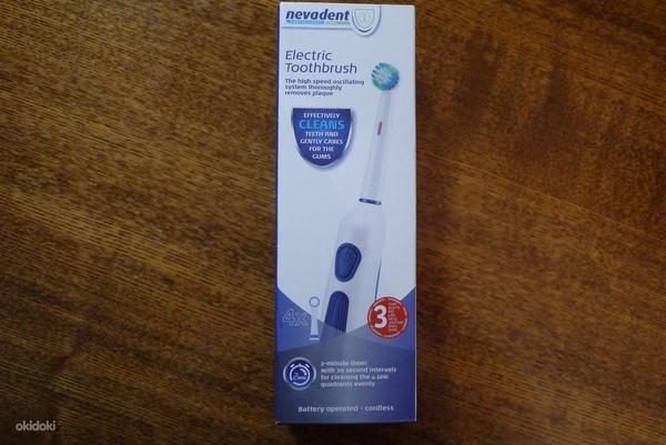 Electric Toothbrush новая в упаковке (фото #1)
