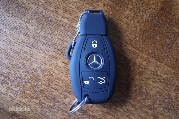 Новый силиконовый чехол на ключ Mercedes-Benz (фото #3)