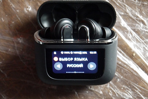Uued kõrvaklapid pakendis Black / Silver (5 foto / 10)