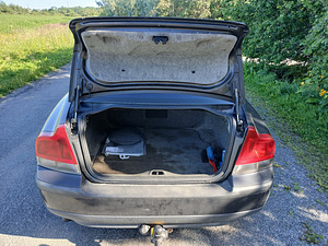 M: Volvo S60 2.4 120Kw (3 foto / 12)