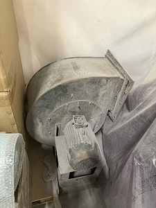 Tööstuslik tsentrifugaalventilaator mootoriga (1 foto / 3)