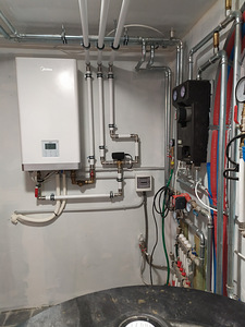 Тепловой насос 8 kw (2 фото из 3)