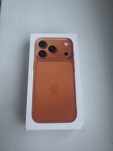 Apple iPhone 17 Pro 1TB Cosmic Orange (1 foto / 1)