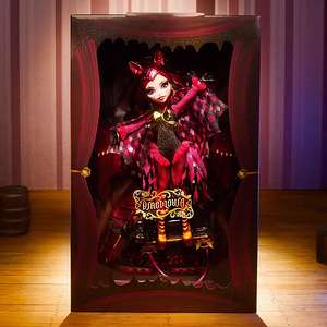 Monster High Freak Du Chic Draculaura Comic Con 2023 (8 foto / 9)