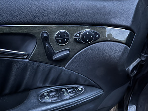 Продается MB W211 E270 130kw (5 фото из 6)