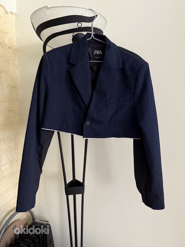 Короткий бомбер Zara, S